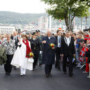 19. juni: Kongeparet er til stede ved feiringen av Drammens 200-årsjubileum (Foto: Lise Åserud / Scanpix) 